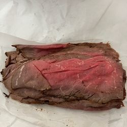 Ricci's Italian Imports - Home-made deli roast beef....o..m..f..g... PHENOMENAL