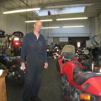 City Cycle Werkes - Jai's bike after a full tune up with valve adjustment - Motorcycle Repair Near Me - San Francisco, California City Cycle Werkes - Jai's bike after a full tune up with valve adjustment - Motorcycle Repair Near Me - San Francisco, California