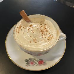 Khloe's - Cafe