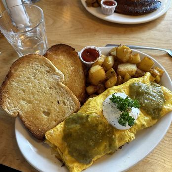 Blue Fox Cafe - Spanish Omelette - Breakfast & Brunch Near Me - Victoria, British Columbia Blue Fox Cafe - Spanish Omelette - Breakfast & Brunch Near Me - Victoria, British Columbia
