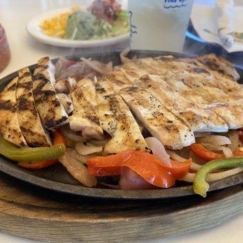 Air Margaritaville - Chicken fajitas - Bars Near Me - Cancún, ROO