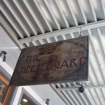 Cheese Board Pizza - Sign - Pizza Near Me - Berkeley, California