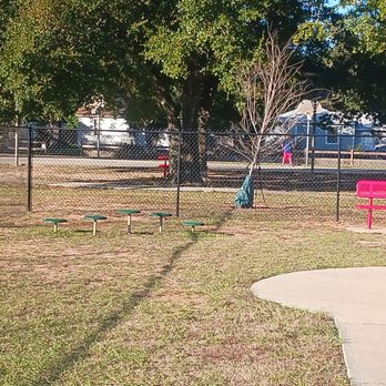 Kawanis Dog Park - Well they got steps in the corner that you can't really see them - Dog Parks Near Me - Pensacola, Florida Kawanis Dog Park - Well they got steps in the corner that you can't really see them - Dog Parks Near Me - Pensacola, Florida