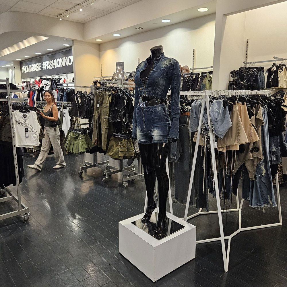 Fashion Nova - Inside the store - Women's Clothing Near Me - Burbank, California Fashion Nova - Inside the store - Women's Clothing Near Me - Burbank, California