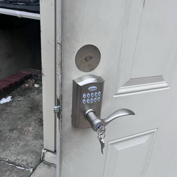 Locksmith on Duty - Keypad lever lock installed, programmed and tested - Keys & Locksmiths Near Me Locksmith on Duty - Keypad lever lock installed, programmed and tested - Keys & Locksmiths Near Me