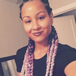 Dollhouse Factoryy Beauty Bar - Feed in braids. Love them!