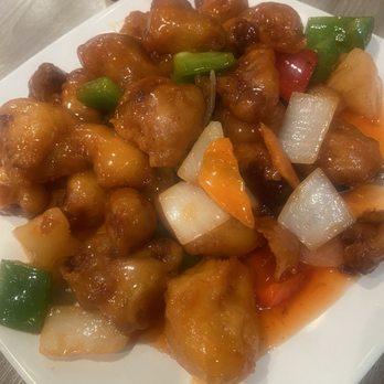 Kung Fu Noodle - F6. Sweet and Sour Pork - Szechuan Near Me - Tucson, Arizona Kung Fu Noodle - F6. Sweet and Sour Pork - Szechuan Near Me - Tucson, Arizona