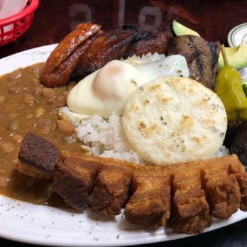 Punto Rojo - Colombian Near Me - Freeport, New York