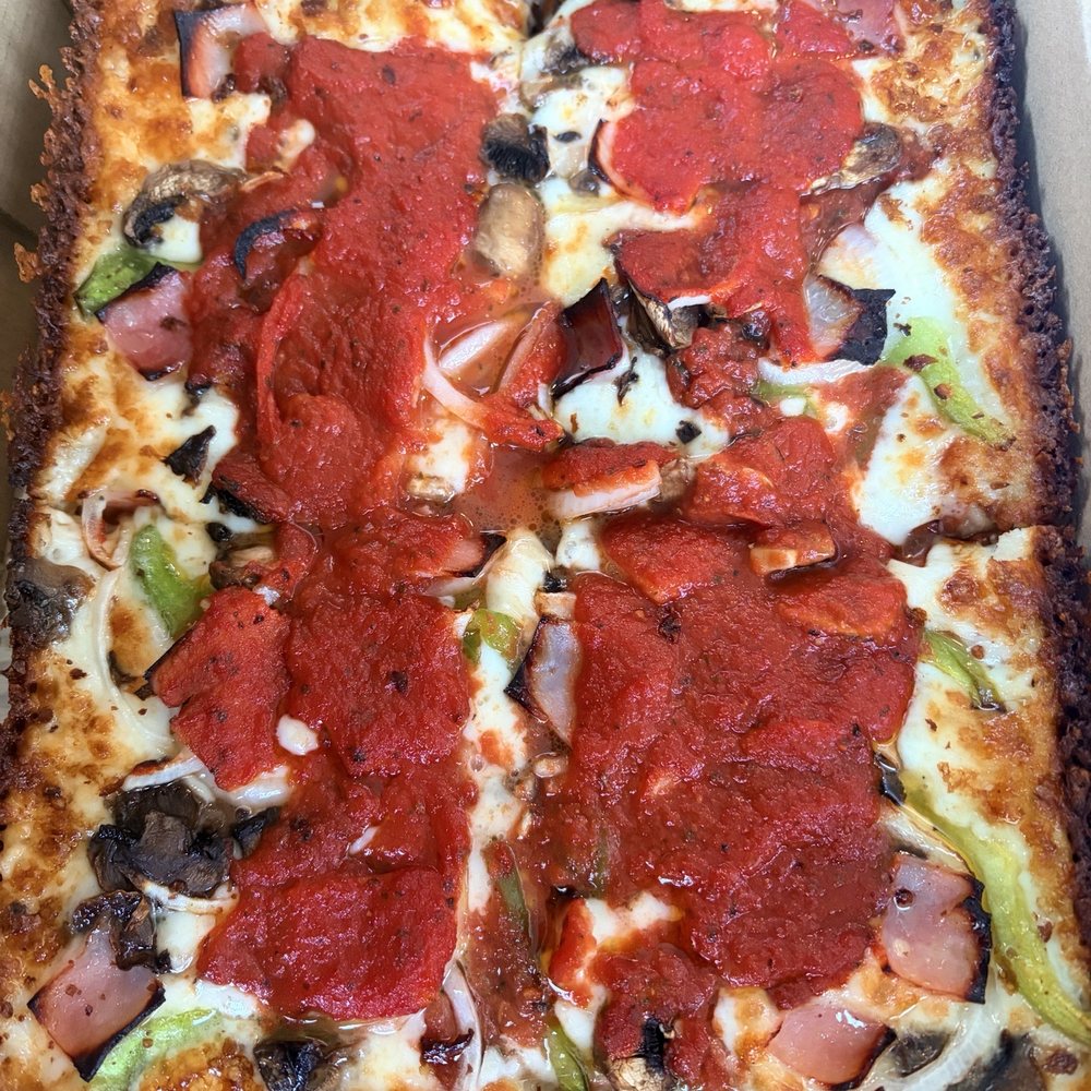 Fuji & Vi's - Super Deluxe, it was delicious! Perfectly crispy crust. - Pizza Near Me - Pasadena, California Fuji & Vi's - Super Deluxe, it was delicious! Perfectly crispy crust. - Pizza Near Me - Pasadena, California