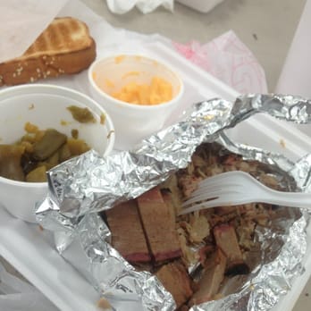 Gators BBQ - Sweet pork and brisket with 2 sides. Mac and green beans. - Barbeque Near Me - Jacksonville, Florida Gators BBQ - Sweet pork and brisket with 2 sides. Mac and green beans. - Barbeque Near Me - Jacksonville, Florida