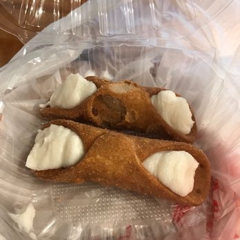 Pizzeria Tasso - Cannoli - Pizza Near Me - Holladay, Utah