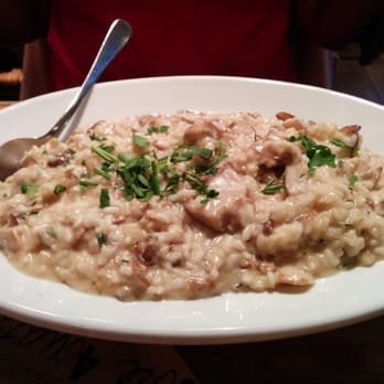 L' Osteria - Risotto with mushrooms - Italian Near Me - Nuremberg, BY L' Osteria - Risotto with mushrooms - Italian Near Me - Nuremberg, BY