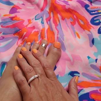 V Attractive Nails & Spa - Spa Manicure with regular polish and spa pedicure with gel polish by Lili - Nail Salons Near Me - Port Charlotte, Florida