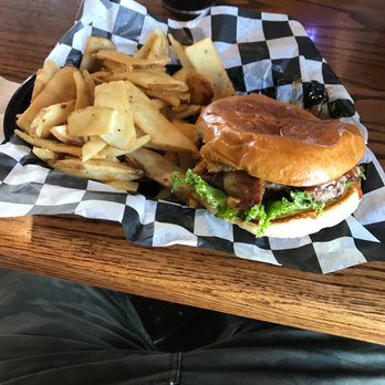 Brew’gers - Burgers Near Me - Valley Springs, California