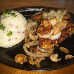 New Chicken and Shrimp Scampi Skillet New Chicken and Shrimp Scampi Skillet