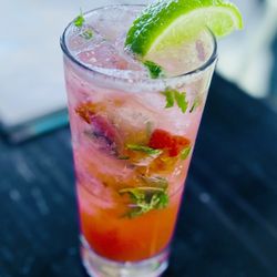 Dragonberry mojito