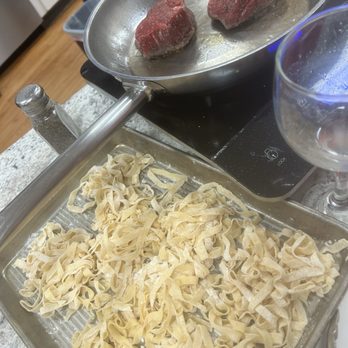 Kitchen Social - Pasta and steak - Cooking Classes Near Me - Fort Myers, Florida