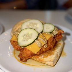 Biscuit Love: Gulch - Princess w/ American Cheese (9/10)