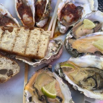 Drayton Harbor Oyster Company - 3 varieties of grilled oysters - Live/Raw Food Near Me - Blaine, Washington
