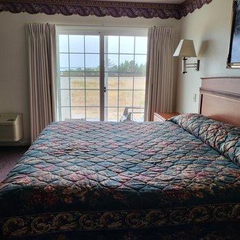 Ocean View Inn - King Bee - Hotels Near Me - Crescent City, California Ocean View Inn - King Bee - Hotels Near Me - Crescent City, California