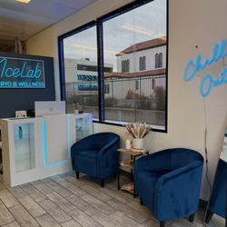 Icelab Cryo and Wellness - Relax in our welcoming Costa Mesa studio before your cryotherapy or wellness session.