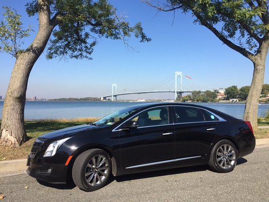 Ride in Comfort and Elegance with Our Limousine Service! - Whether it’s a wedding, special event, business trip, or airport pickup, our luxury limos and professional chauffeurs ensure you travel in style. Enjoy on-time pickups, spacious interiors, and top-notch service every mile of the way. Reserve your unforgettable experience today!