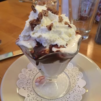 5 Spot - Turtle Sundae - American Near Me - Seattle, Washington 5 Spot - Turtle Sundae - American Near Me - Seattle, Washington