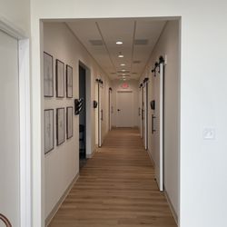 illumINNATE Walk-In Family Chiropractic - Hallway