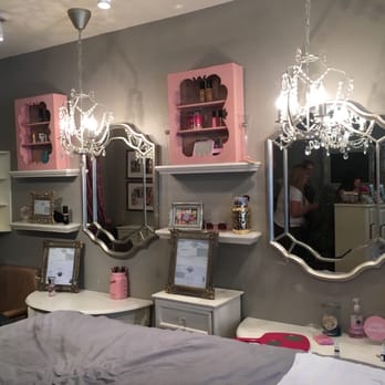 Bloom - Makeup Artists Near Me - San Jose, California Bloom - Makeup Artists Near Me - San Jose, California