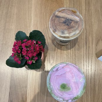 Mercado - American Near Me - Montclair, New Jersey