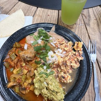 Revolver Taco Lounge - Sunday brunch buffet - Tacos Near Me - Dallas, Texas Revolver Taco Lounge - Sunday brunch buffet - Tacos Near Me - Dallas, Texas