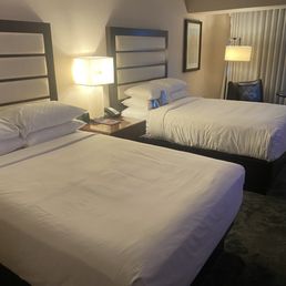 Double beds / Very clean and nice ! Double beds / Very clean and nice !
