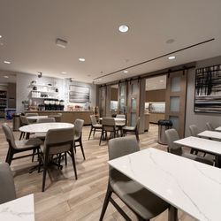 Residence Inn Tampa Wesley Chapel - Breakfast Area