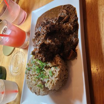 Sweet & Savory - Oxtail and rice - Italian Near Me - Brooklyn, New York Sweet & Savory - Oxtail and rice - Italian Near Me - Brooklyn, New York