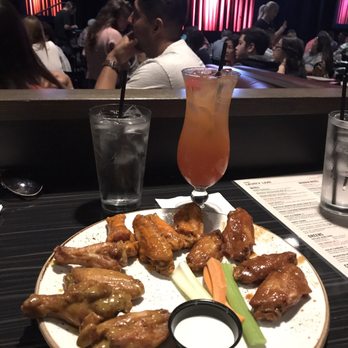 Oxnard Levity Live - Wings trio and mai tai - Comedy Clubs Near Me - Oxnard, California Oxnard Levity Live - Wings trio and mai tai - Comedy Clubs Near Me - Oxnard, California
