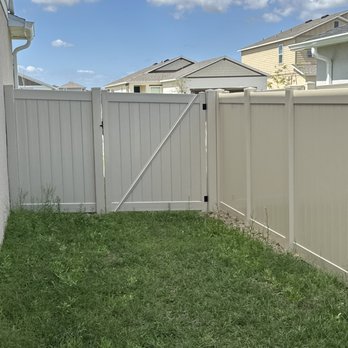 A Straight Up Fence - Fences & Gates Near Me A Straight Up Fence - Fences & Gates Near Me