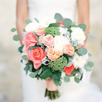 Irises Designs - My gorgeous bouquet - Floral Designers Near Me - Rancho Cucamonga, California Irises Designs - My gorgeous bouquet - Floral Designers Near Me - Rancho Cucamonga, California