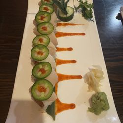UJ's Asian Bistro - Ocean Roll