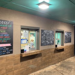 Scoopers Shaved Ice and Creamery - Ordering windows