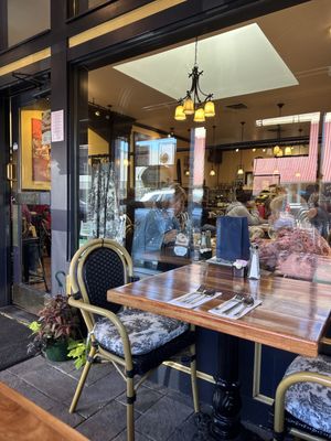 Petite Provence Boulangerie & Patisserie by null