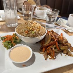 Fried rice, chicken with onions/vegetables and yum yum sauce.