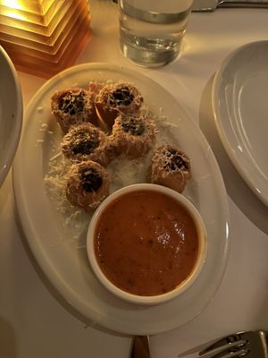 Cecchi's by null