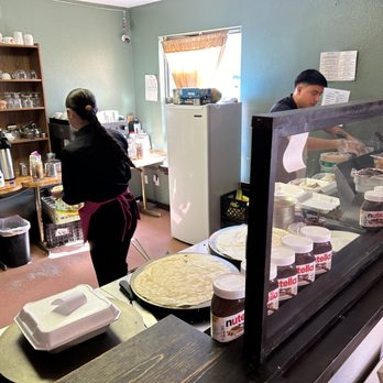 Crepas-oh! - The crêpier creating another masterpiece. - Creperies Near Me - Santa Fe, New Mexico