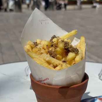 Cappuccino - Truffles Fries - Breakfast & Brunch Near Me - Valencia, V Cappuccino - Truffles Fries - Breakfast & Brunch Near Me - Valencia, V