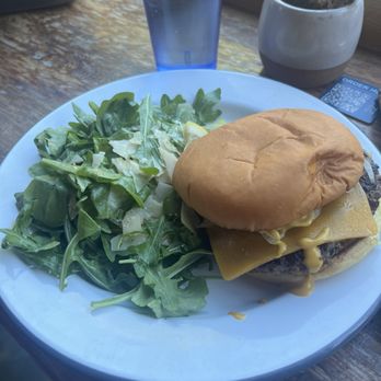 Pond Farm Brewing - Single smash burger with cheese and salad - Brewpubs Near Me - San Rafael, California Pond Farm Brewing - Single smash burger with cheese and salad - Brewpubs Near Me - San Rafael, California