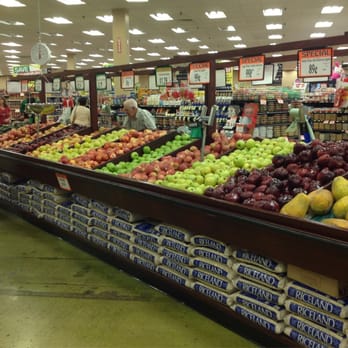 Valli Produce - Shiny colorful produce - Grocery Near Me - Rockford, Illinois Valli Produce - Shiny colorful produce - Grocery Near Me - Rockford, Illinois