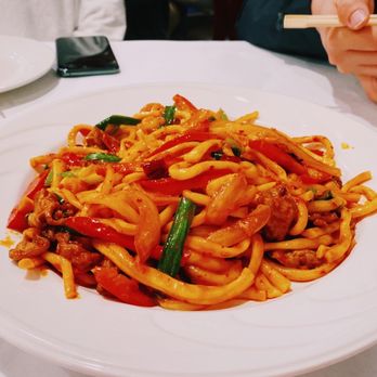Dolan's - Spicy-Fried Noodle - Asian Fusion Near Me - Alhambra, California