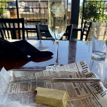 Underground Tap & Grille - Gold bar dessert - Tapas Bars Near Me - Dahlonega, Georgia