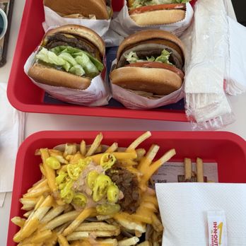 In-N-Out Burger - Burgers Near Me - Murfreesboro, Tennessee