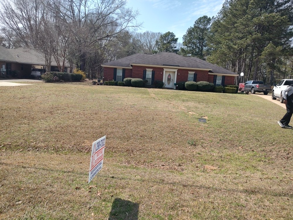 Slide of ACE Roofing Enterprise